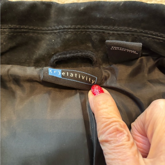 Relativity Women's Black Leather Jacket - Picture 3 of 4